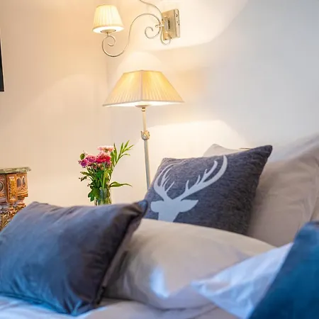 Panorama & Kaiser Franz Josef I Im Schiller דירה *